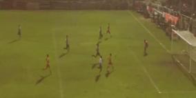 مهاجم برشلونة يضيّع فرصة.. لا يهدرها طفل!