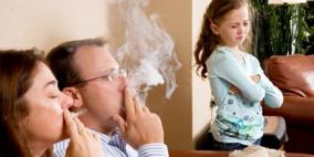 الأطفال الذين ترعرعوا في بيوت فيها مدخنون يميلون الى التدخين ايضا