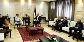 الحمد الله يبحث مع الصليب الأحمر سبل تقديم المزيد من المساعدات للقطاع