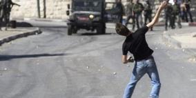 مواجهات بين المواطنين وجنود الاحتلال وسط مدينة الخليل