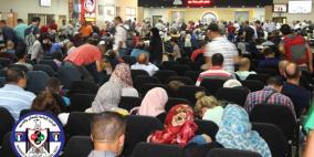 حركة مسافرين نشطة على معبر الكرامة