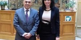 السفير الفرا يبحث مع رئيس بلدية اكسيل البلجيكية سبل التعاون المشترك