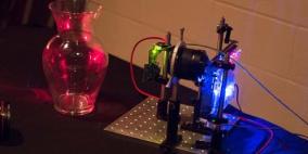 كاميرا ثلاثية الأبعاد بتقنية النانو تعمل بسرعة الضوء وتصور أشياء شبه شفافة