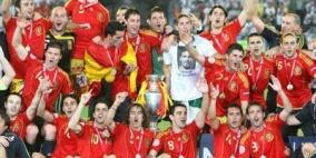 حلم الثلاثية الإسبانية يبدأ بمواجهة الأزوري