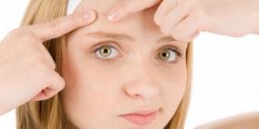 أقنعة تخلصك من حب الشباب قبل العيد