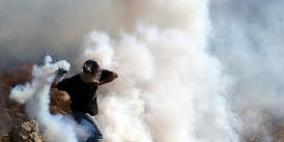 عشرات الإصابات بالاختناق في جمعة الانتصار للأسرى في بلعين