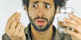 شبان سعوديون يقبلون على حبوب منع الحمل لتحسين مظهرهم