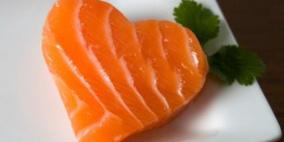 دهون الأسماك والزيوت النباتية تطيل العمر