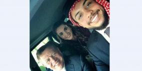 سيلفي ملكي يشعل مواقع التواصل في الأردن