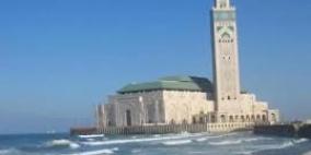 فضل المساجد وفضل من يعمرها