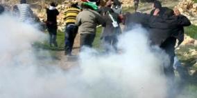 إصابة العشرات بالاختناق في قمع مسيرة بلعين