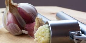 أهم الفوائد العلاجية للثوم