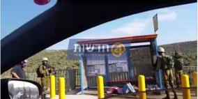 الاحتلال يطلق النار على فتاة بحجة "الطعن" قرب سلفيت