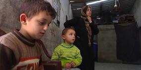 (بالصور) في بيت من الصفيح أسرة تعيش أوضاعا إنسانية صعبة