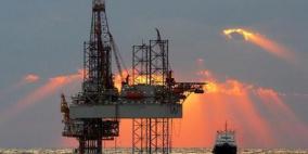 النفط يهبط 3% مع تلميح منتجين إلى زيادة إنتاجهم