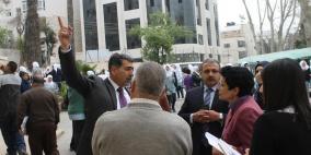 رئيس بلدية رام الله ومدير التربية والتعليم يقفان على احتياجات المدارس في المدينة