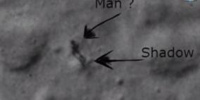 بالفيديو..Google Maps ترصد مخلوقًا بهيئة رجل على سطح القمر