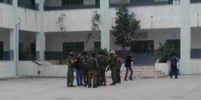 الاحتلال يداهم مدرسة بيت عور التحتا ويعتدي على الطلبة والمعلمين