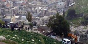 "محدث" اعتقال 6 شبان وإصابة 6 نساء وتدمير في سلوان