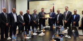 الحمد الله يستقبل أعضاء الأمانة العامة لنقابة الصحفيين