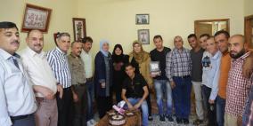 غنام وإقليم رام الله والبيرة يقومون بزيارة لعدد من أسرى المحافظة