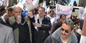 اعتصام عمالي في نابلس يطالب بتحديد حد ادنى للاجور