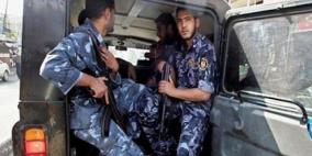 أمن غزة يداهم مقر دائرة شؤون اللاجئين وينفي اغلاقه