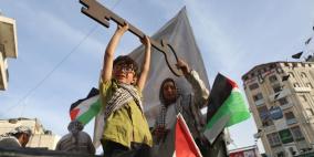 مسيرة مركبات قديمة في رام الله إحياء لذكرى النكبة