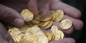 أحد هواة الآثار في ألمانيا يعثر على كنز ذهبي من حقبة النازية