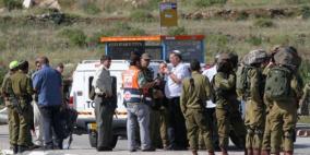 مستوطنون يعتدون على مركبات المواطنين قرب حوارة