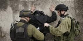 الاحتلال يعتقل أربعة مواطنين بينهم فتى من مخيم الفوار