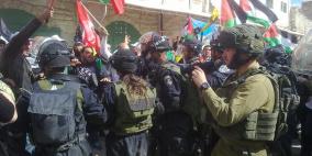 بالصور: عشرات الإصابات من بينهم أربعة صحفيين في الخليل