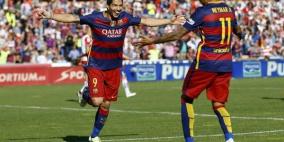 سواريز يقود برشلونة للتتويج بلقب الدوري الاسباني للمرة 24