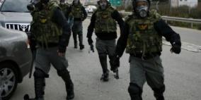 إدارة سجن "نفحة" تنكل بأهالي الأسرى المقدسيين