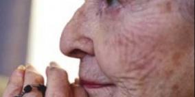 عالمان بريطانيان يطوران تركيبة فعالة لمحاربة التجاعيد