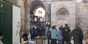 (محدث) قوات الاحتلال تقتحم الأقصى وتصيب عددا من المصلين