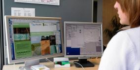 تمارين لاسترخاء العين أثناء العمل