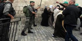 قوات الاحتلال تعتدي على المرابطين في المسجد الاقصى وتغلق بواباته