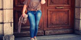 الجينز الضيق يمنح شعوراً زائفاً بالنحافة