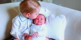 أول صور للأميرة شارلوت بعد شهر من ولادتها