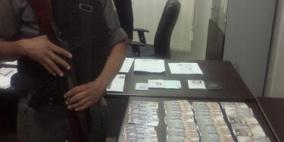 النيابة العامة والوقائي يكشفان عصابة تزوير في يطا والظاهرية بالخليل