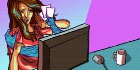 رام الله: اضطرت لسرقة "ذهب"والدتها لتدفع لمن ابتزها .. وآخر يطلب نصف مليون دولار من فتاة فتحت الكاميرا له