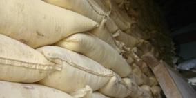 ضبط 22 طنا من الطحين منتهي الصلاحية في طولكرم