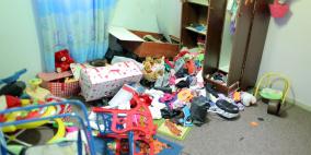 بالصور: الدمار الذي خلفه جنود الاحتلال بمنازل المواطنين في قلنديا