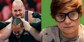 حركات المصارعة تتسبب في عاهة مستديمة لطالب مدرسة!