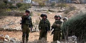 الخليل: الاحتلال يستولي على شبكات لري المزروعات ويتلف 10 دونمات