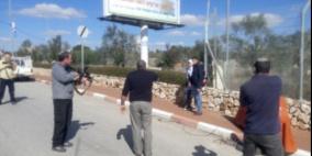 الاحتلال يعتقل 3 فلسطينيين بادعاء "محاولة طعن"