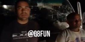 بالفيديو .. كويتيون يجبرون وافدين على الاعتراف بأنهم لصوص