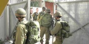 قوات الاحتلال تعتقل فتى من القدس