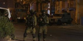 الاحتلال يعتقل 24 مواطنا من الضفة